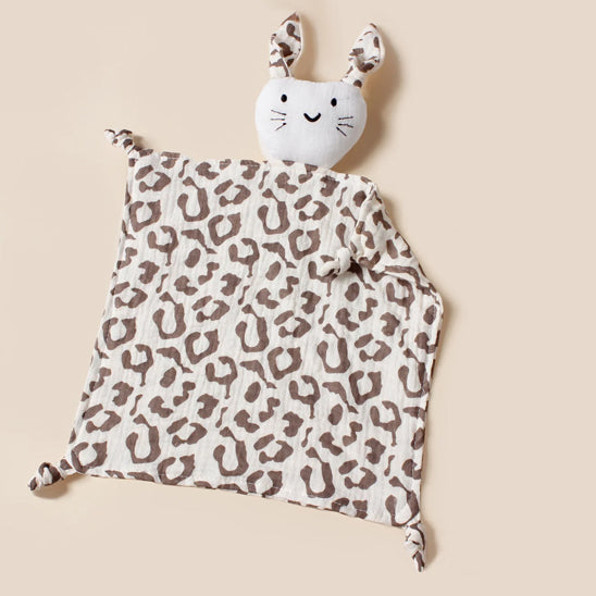 Doudou plat lapin motif léopard