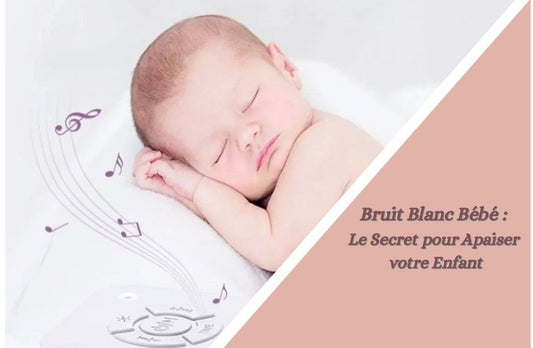 Bébé endormi paisiblement avec son appareil Bruit Blanc pour bébé.