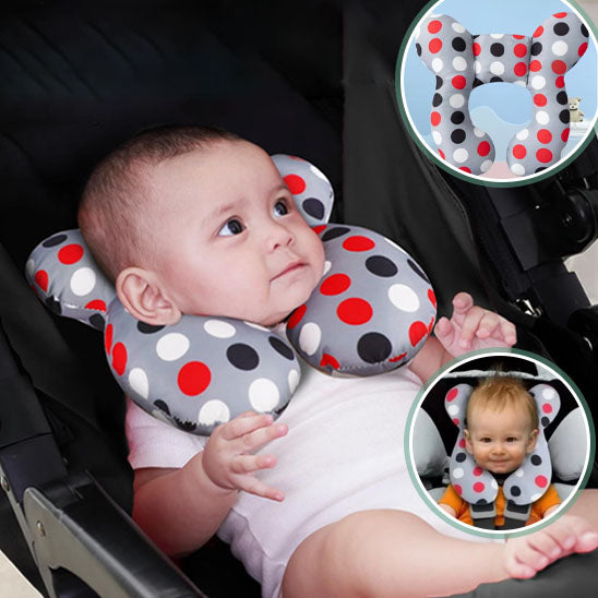 Bébé et coussin bebe soutien du cou