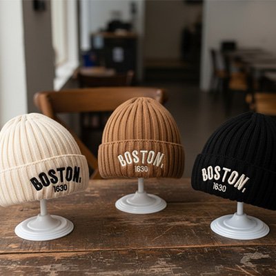 Bonnet bebe Boston offert en trois coloris neutres.