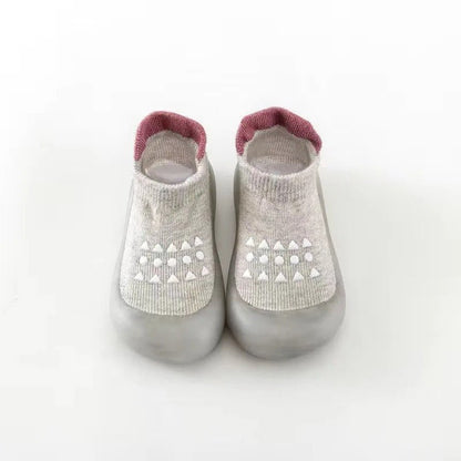 Chaussure bebe enfilable grise.