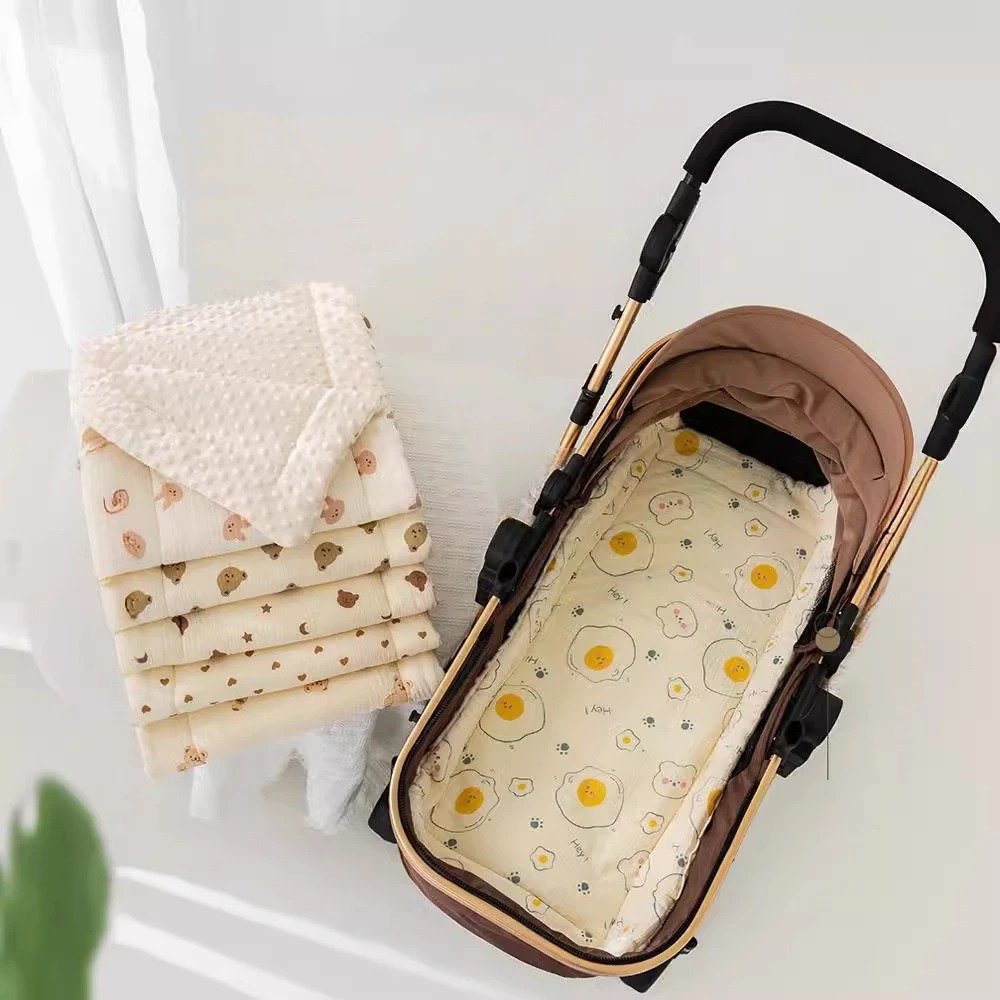 Matelas poussette adaptable au landeau et réversible