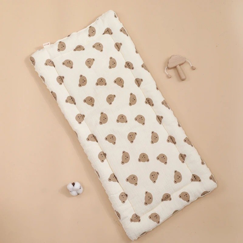 Matelas poussette aux motifs oursons