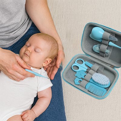 Trousse de toilette bebe pratique et compacte.
